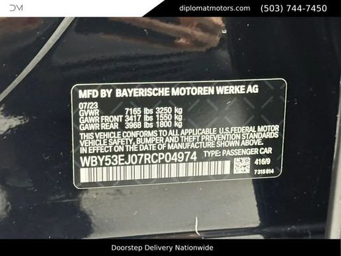 Used 2024 BMW i7 xDrive60 AWD/4WD image 51