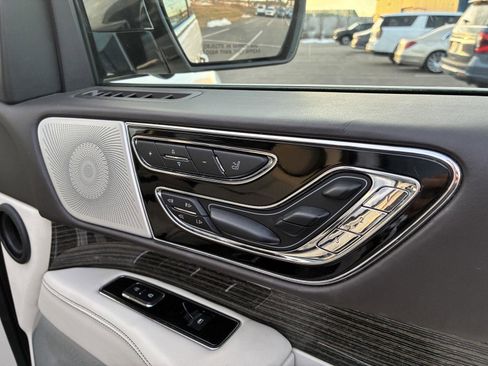 Used 2018 Lincoln Navigator Black Label w/ Cargo Package image 32