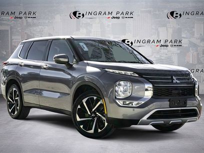 Used 2024 Mitsubishi Outlander SE