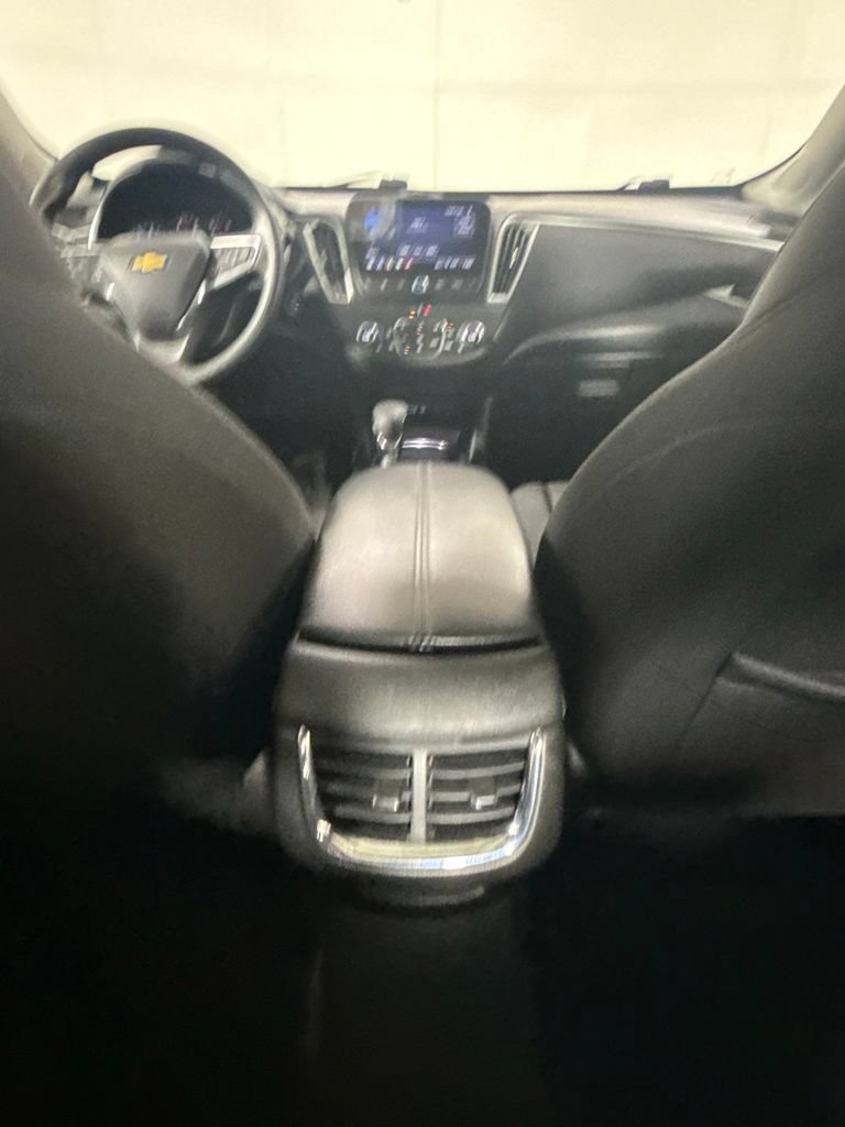 Used 2024 Chevrolet Malibu LT FWD image 24