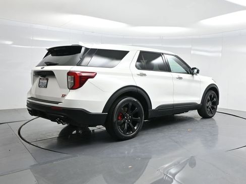 Used 2022 Ford Explorer ST w/ ST Street Pack image 33
