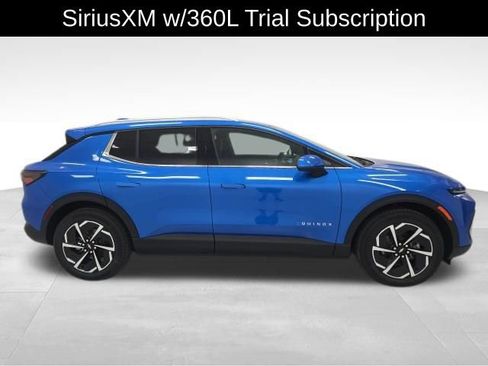 New 2026 Chevrolet Equinox EV LT image 7