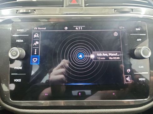 Used 2022 Volkswagen Tiguan SEL R-Line image 21