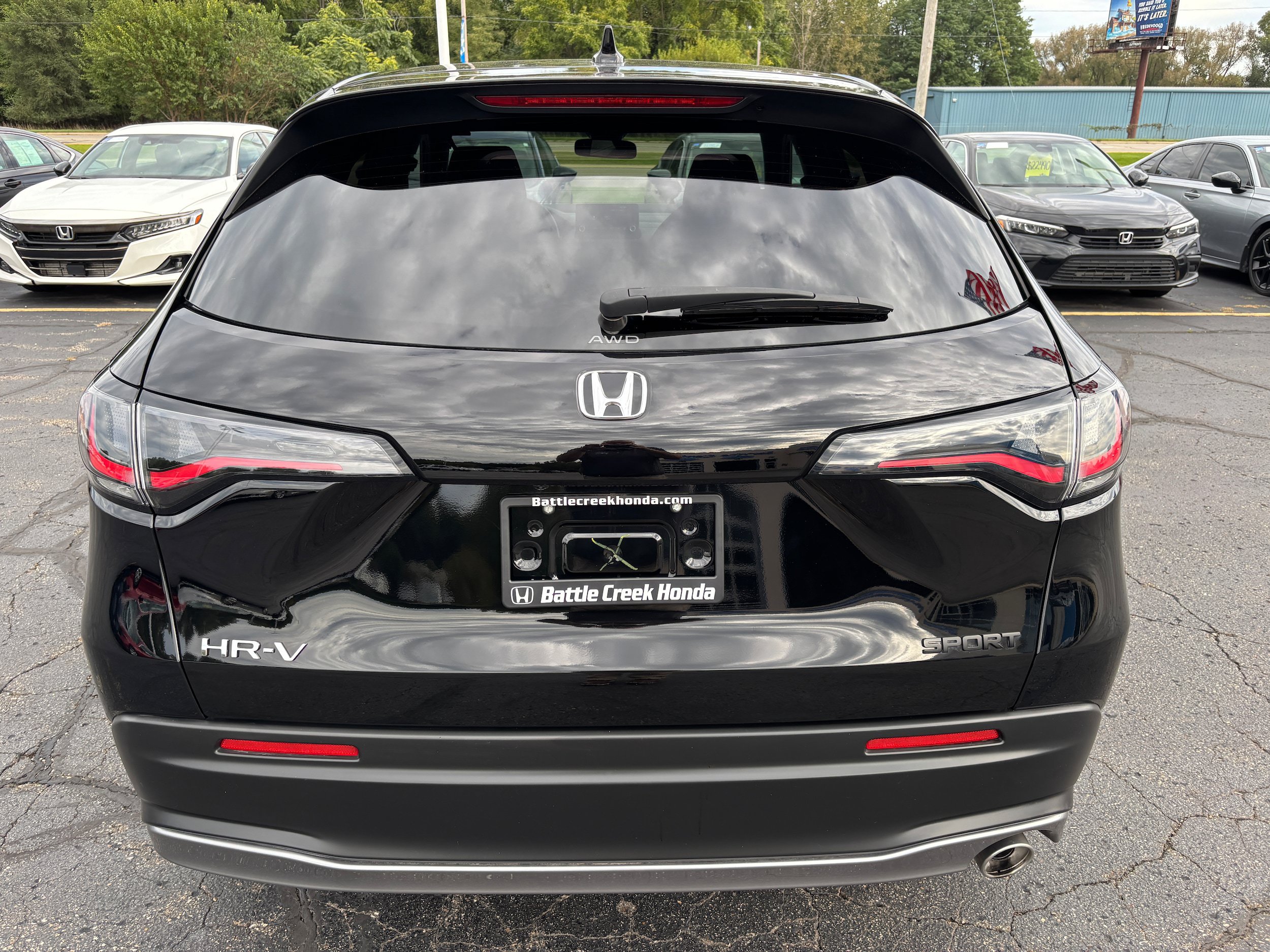 Certified 2025 Honda HR-V Sport image 7