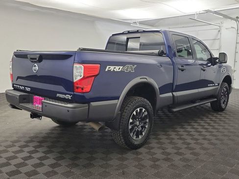 Used 2017 Nissan Titan PRO-4X image 7