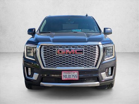 Used 2021 GMC Yukon XL Denali w/ Denali Ultimate Package image 2