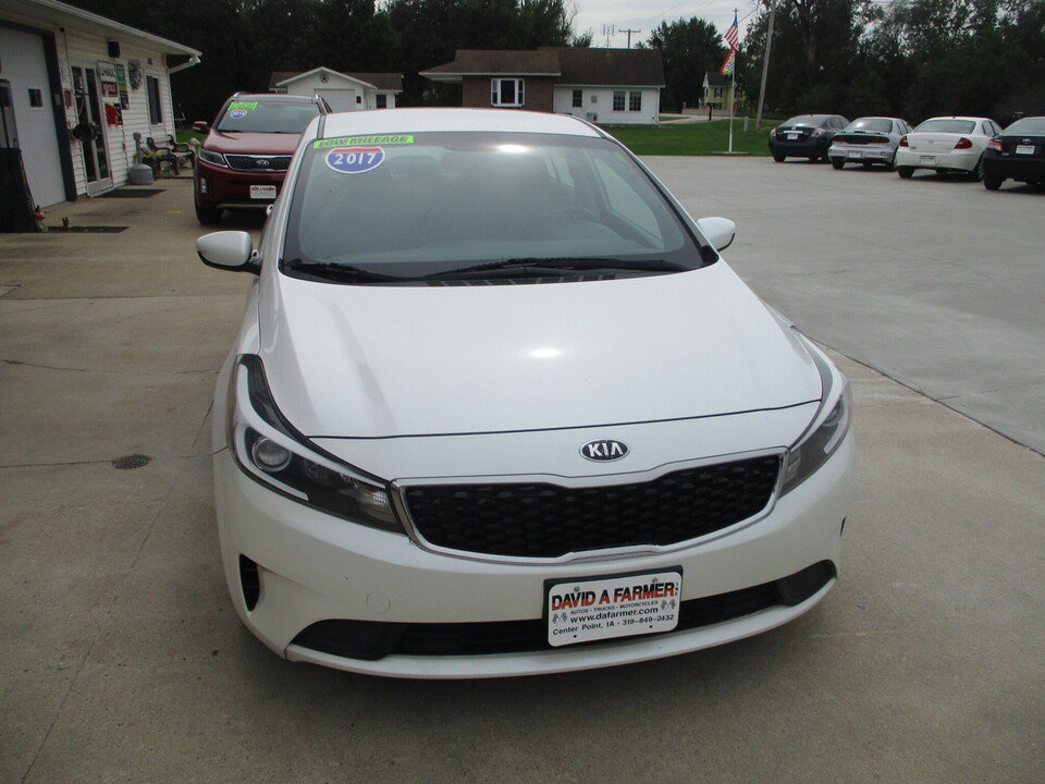 Used 2017 Kia Forte LX w/ LX Popular Package FWD image 18