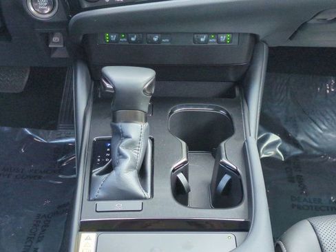 Certified 2024 Lexus ES 350 w/ Premium Package FWD image 18