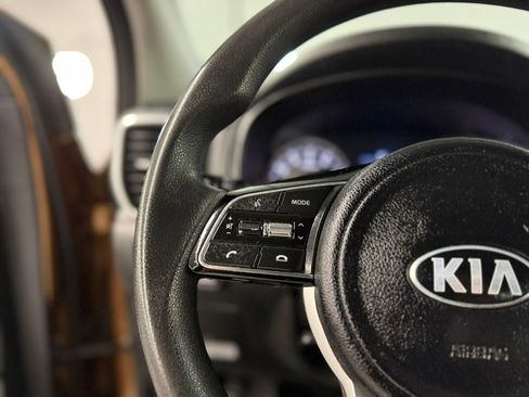 Used 2021 Kia Sportage LX AWD/4WD image 23