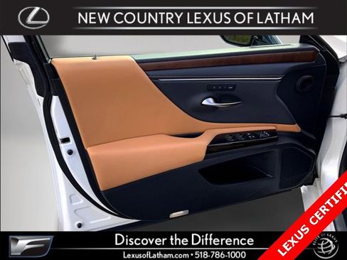 Certified 2023 Lexus ES 350 w/ Premium Package image 17