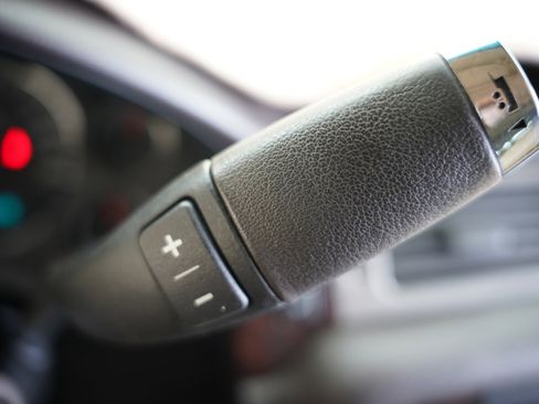 Used 2012 GMC Yukon XL Denali image 15