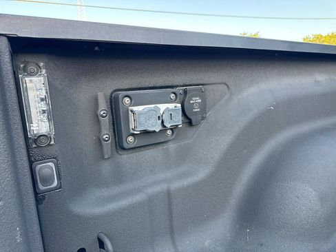 Used 2023 RAM 2500 Limited AWD/4WD image 66