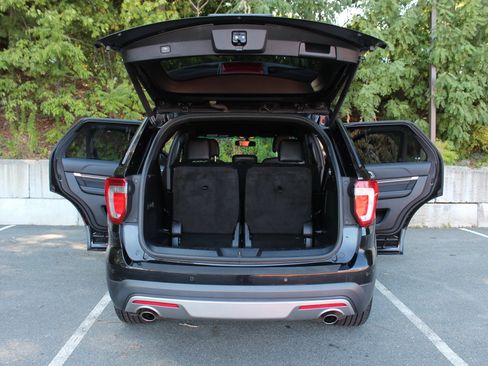 Used 2016 Ford Explorer Limited AWD/4WD image 10