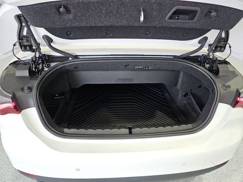 Used 2023 BMW 430i Convertible RWD image 12