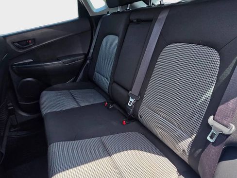 Used 2019 Hyundai Kona SE FWD image 14
