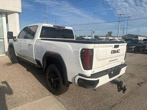 Used 2024 GMC Sierra 2500 AT4 w/ AT4 Premium Plus Package AWD/4WD image 6