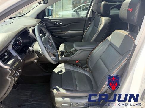Used 2023 GMC Acadia AT4 w/ Preferred Package AWD/4WD image 7