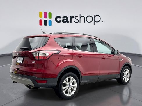 Used 2018 Ford Escape SEL image 5