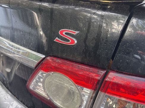 Used 2012 Toyota Corolla S image 18