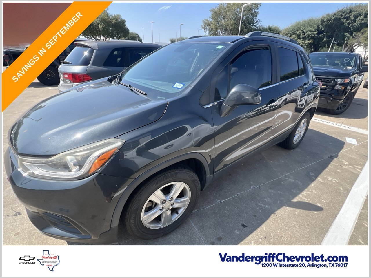 Used 2017 Chevrolet Trax LT w/ Sun & Sound Package FWD image 1