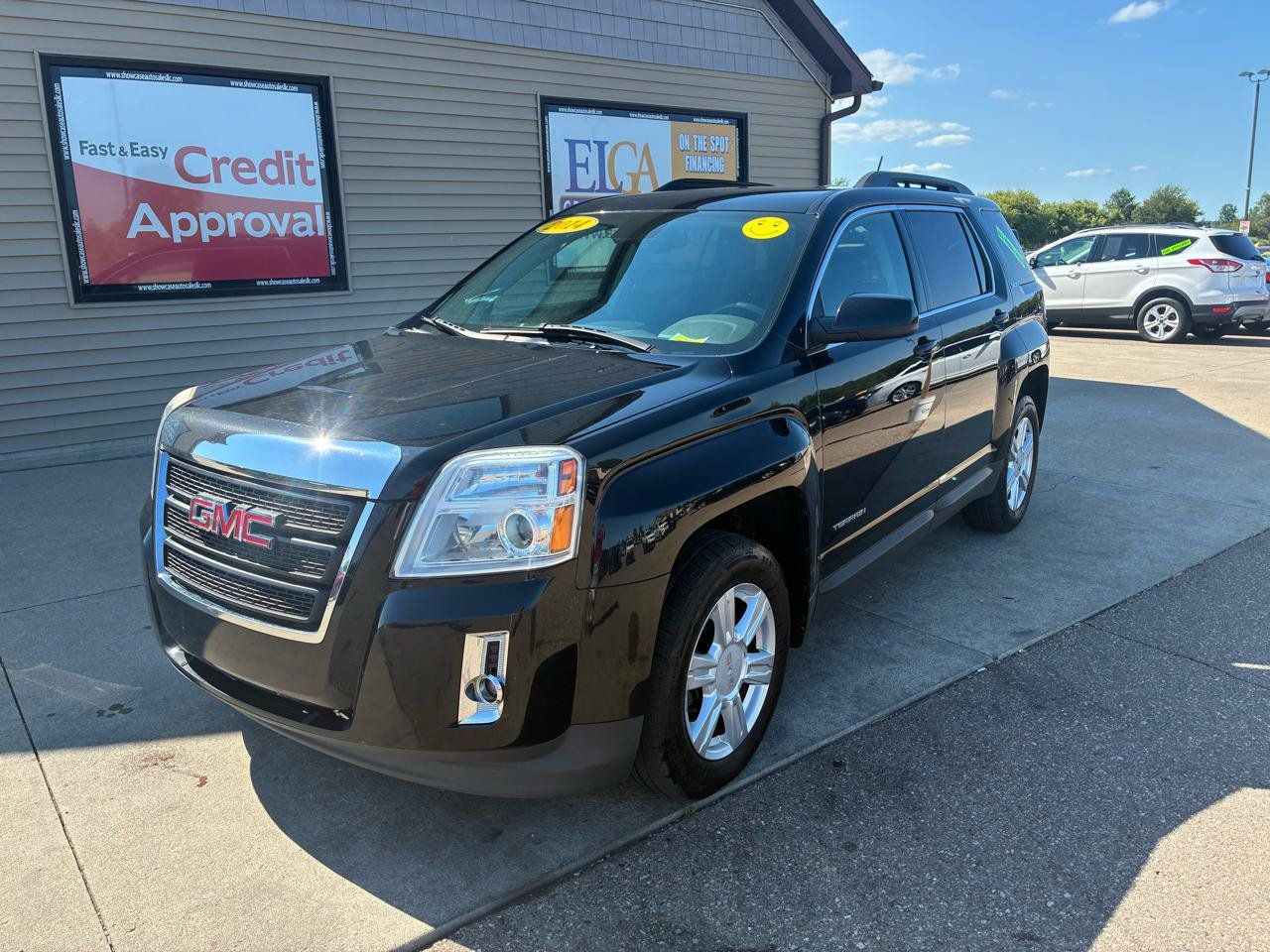 Used 2014 GMC Terrain SLT AWD/4WD image 1
