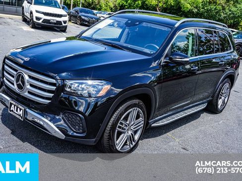 Used 2024 Mercedes-Benz GLS 450 4MATIC image 15
