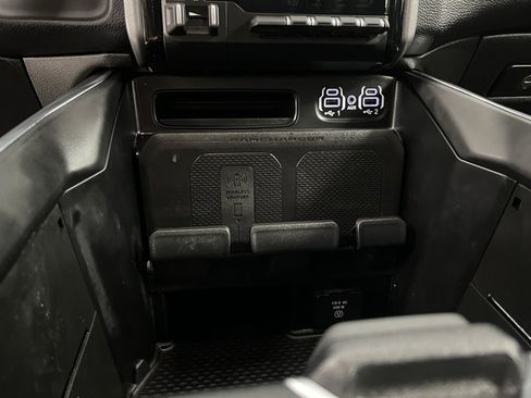 Used 2024 RAM 3500 Laramie w/ Night Edition image 49