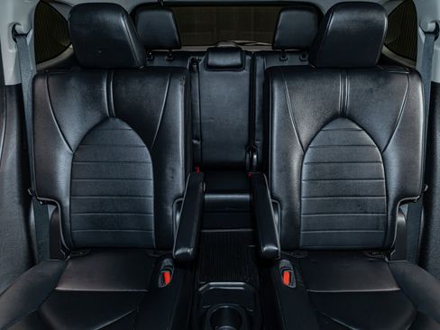 Used 2023 Toyota Highlander XLE image 22