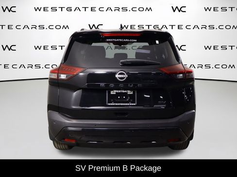 Used 2023 Nissan Rogue SV w/ SV Premium B Package FWD image 4