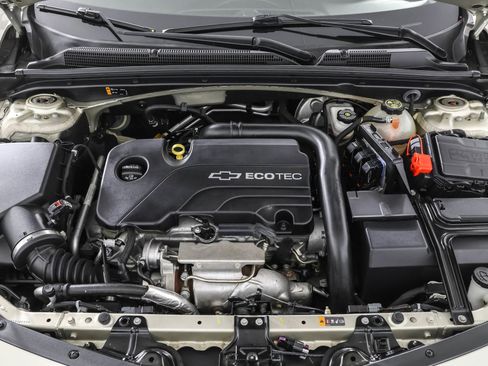 Used 2016 Chevrolet Malibu LT image 46