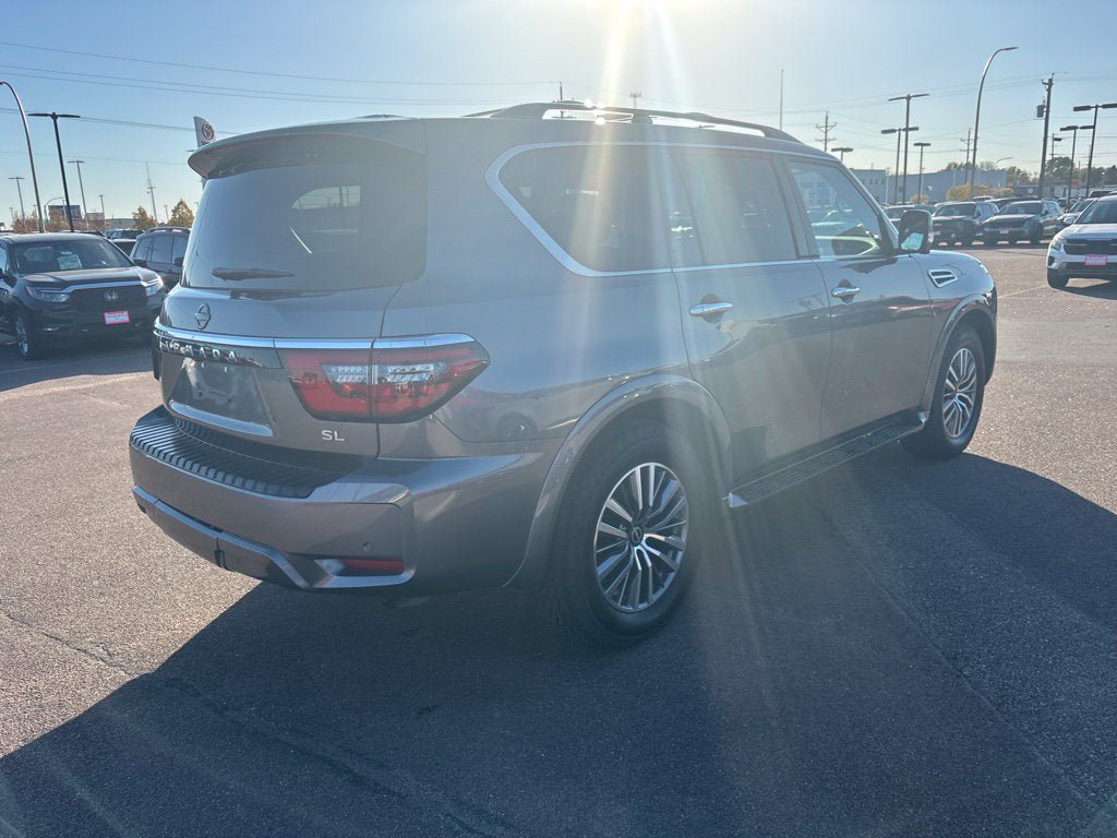 Used 2023 Nissan Armada SL w/ Cargo Package AWD/4WD image 5
