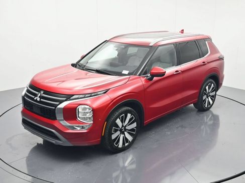 Used 2025 Mitsubishi Outlander SEL FWD image 31