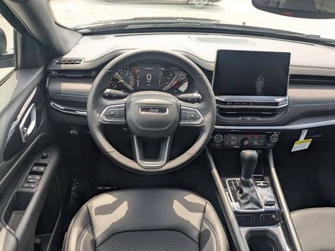 New 2026 Jeep Compass Latitude AWD/4WD image 28