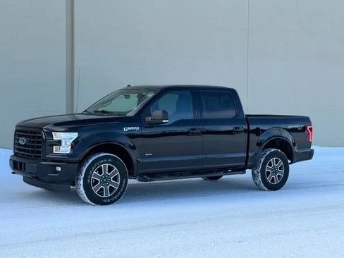 Used 2016 Ford F150 XLT w/ Equipment Group 302A Luxury image 34