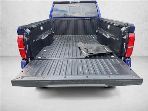 Certified 2025 Toyota Tacoma SR5 image 8