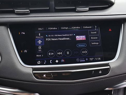 New 2026 Cadillac XT5 Luxury w/ LPO, Bronce Accent Package image 25