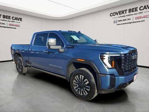 Used 2025 GMC Sierra 2500 Denali Ultimate w/ Max Trailering Package image 1