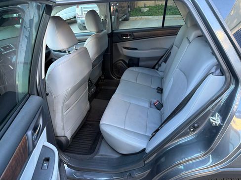 Used 2018 Subaru Outback 3.6R Limited image 12