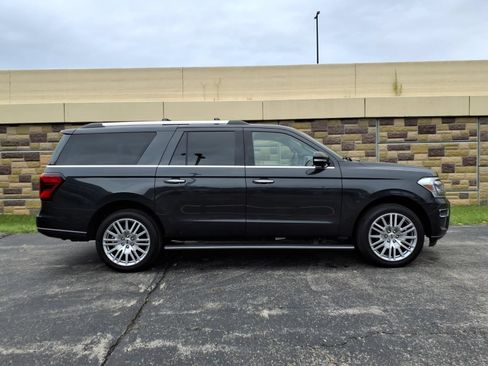 Used 2024 Ford Expedition Max Limited AWD/4WD image 12