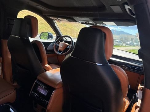 Certified 2023 Lincoln Aviator Black Label w/ Dynamic Handling Package AWD/4WD image 27