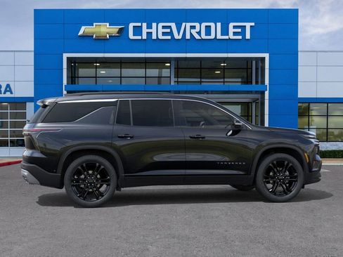 New 2026 Chevrolet Traverse LT image 5