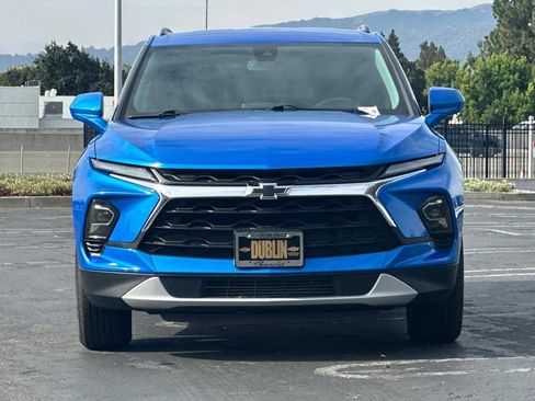 Used 2024 Chevrolet Blazer LT w/ Convenience Package FWD image 9