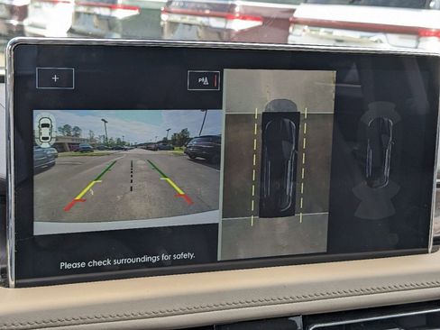 Certified 2023 Lincoln Nautilus Reserve w/ Equipment Group 202A image 24