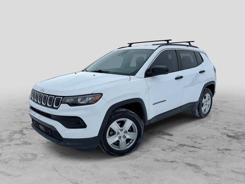 Certified 2022 Jeep Compass Latitude image 1