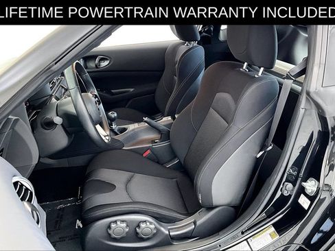 Used 2025 Nissan Z Sport w/ Floor Mat Package RWD image 34