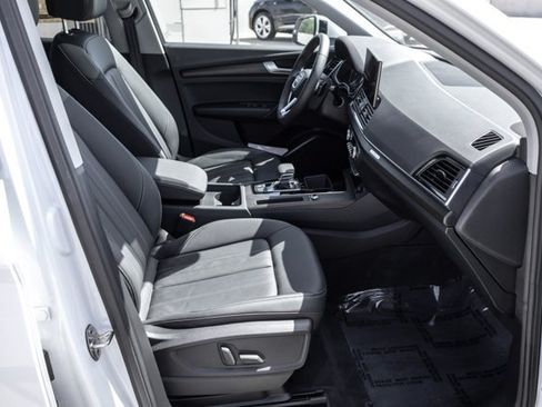 Used 2023 Audi Q5 2.0T Premium w/ Convenience Package AWD/4WD image 25