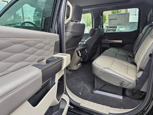 New 2026 Ford F350 Platinum w/ Platinum Plus Package AWD/4WD image 21