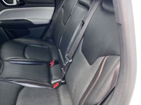 Used 2023 Jeep Compass Limited image 31