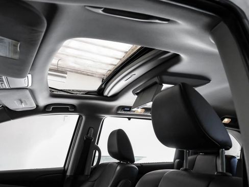 Used 2015 Honda Odyssey Touring image 4