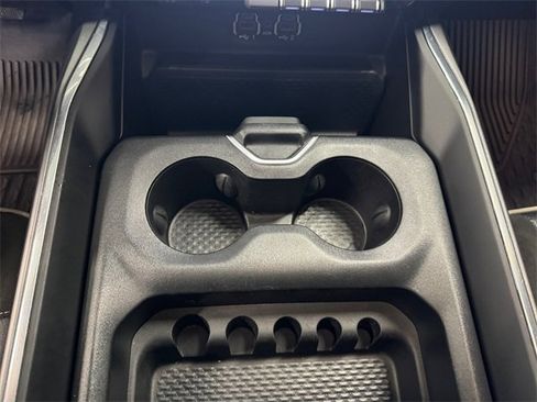 Used 2023 RAM 1500 Laramie image 14